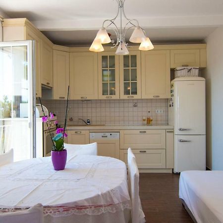 Apartmani Piculo Primošten Esterno foto